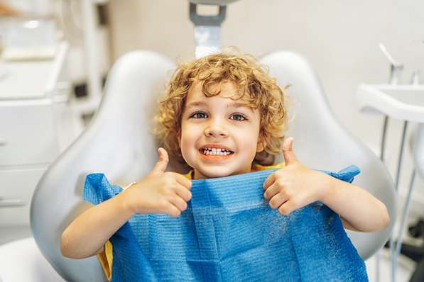 Limpieza dental, odontopediatria Limpieza dental, tratamiento de caries, odontopediatra, odontologia sin dolor